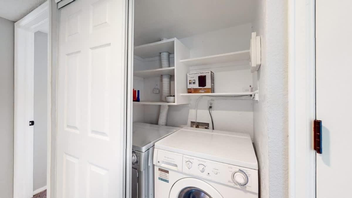 Updated Two-bedroom With Three King Beds Loft & Two Baths